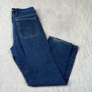 Vintage Y2K Tommy Hilfiger Women’s Straight Leg Denim Jeans